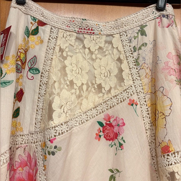 Reba Lace and Embroidery Patchwork Maxi Skirt - Picture 3 of 5
